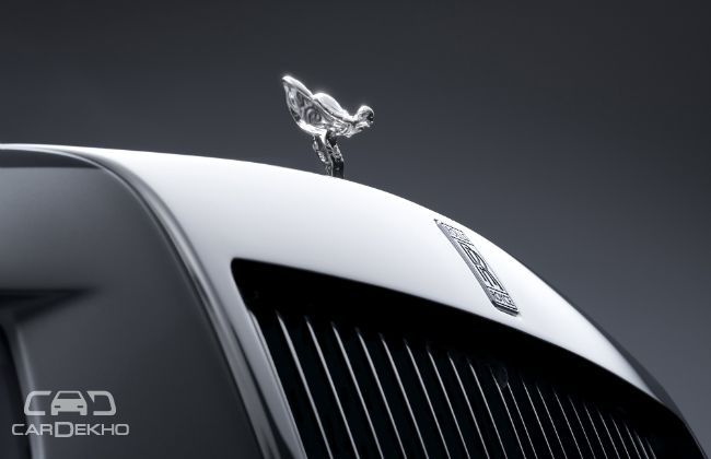 Rolls-Royce Phantom VIII Breaks Cover