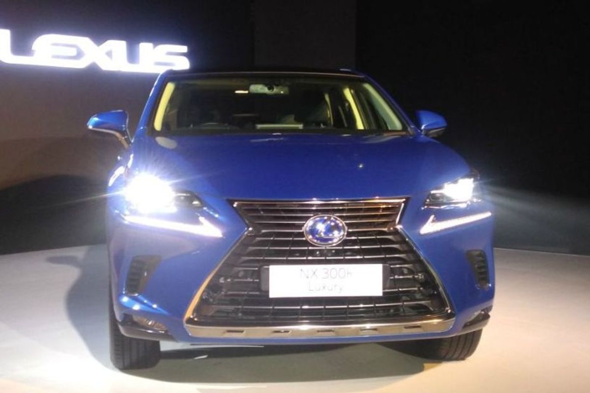 Lexus NX 300h