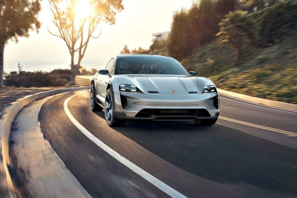 Porsche E Cross Turismo Concept