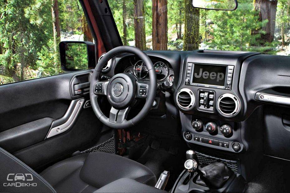 New Jeep Wrangler Interior Revealed