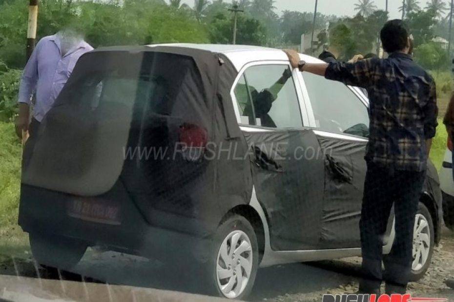 Hyundai's Santro Replacement Caught Testing, Launch In 2018