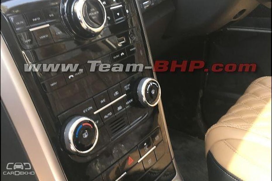 2018 Mahindra XUV500 Facelift Interior Spied