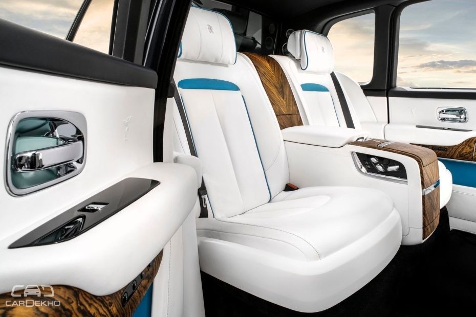 Rolls-Royce Cullinan Individual Rear Seats