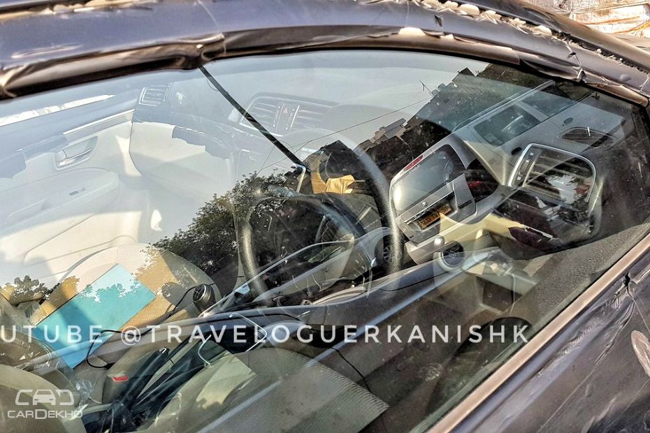 2018 Maruti Ciaz Interiors Spied; Will Get Cruise Control