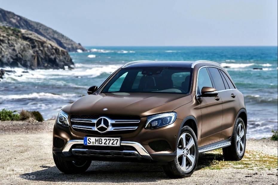 Mercedes-Benz GLC Facelift Spied