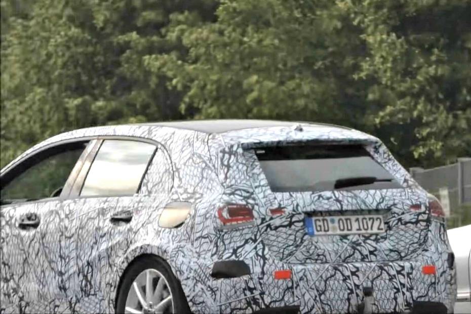 Second-Gen Mercedes-Benz GLA Spotted Testing