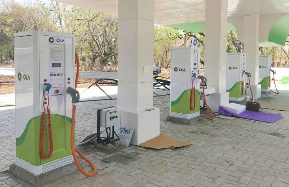 A Peek At India's First EV Charging Station A Peek At India's First EV Charging Station