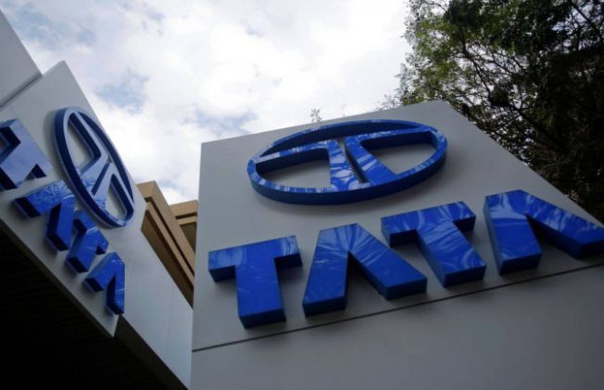 It’s Raining Gifts At Tata Motors’ Showrooms It’s Raining Gifts At Tata Motors’ Showrooms