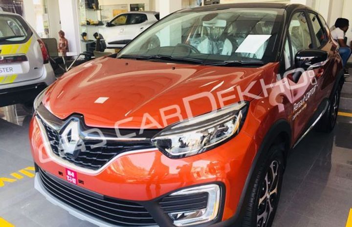 Renault Captur Spotted At A Dealership Ahead Of Launch On November 6 Renault Captur Spotted At A Dealership Ahead Of Launch On November 6
