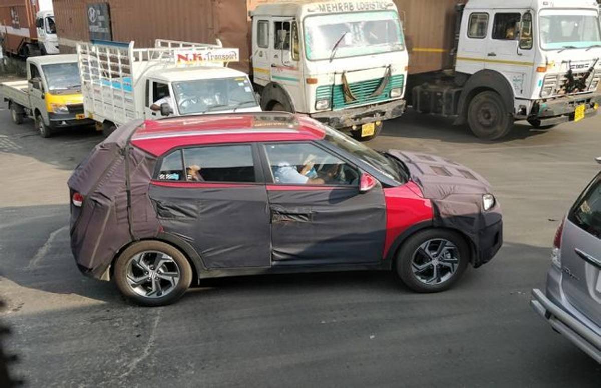 Spied: 2018 Hyundai Creta Facelift To Get A Sunroof Spied: 2018 Hyundai Creta Facelift To Get A Sunroof