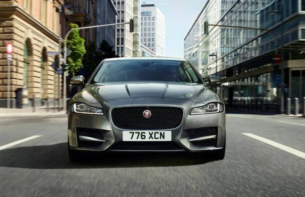 Jaguar XE, XF Get New Ingenium Petrol Engine In India Jaguar XE, XF Get New Ingenium Petrol Engine In India