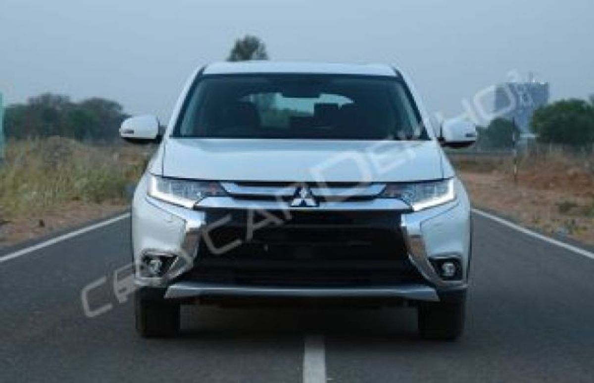 New Mitsubishi Outlander Launching Soon; Will Compete Against Upcoming Honda CR-V New Mitsubishi Outlander Launching Soon; Will Compete Against Upcoming Honda CR-V