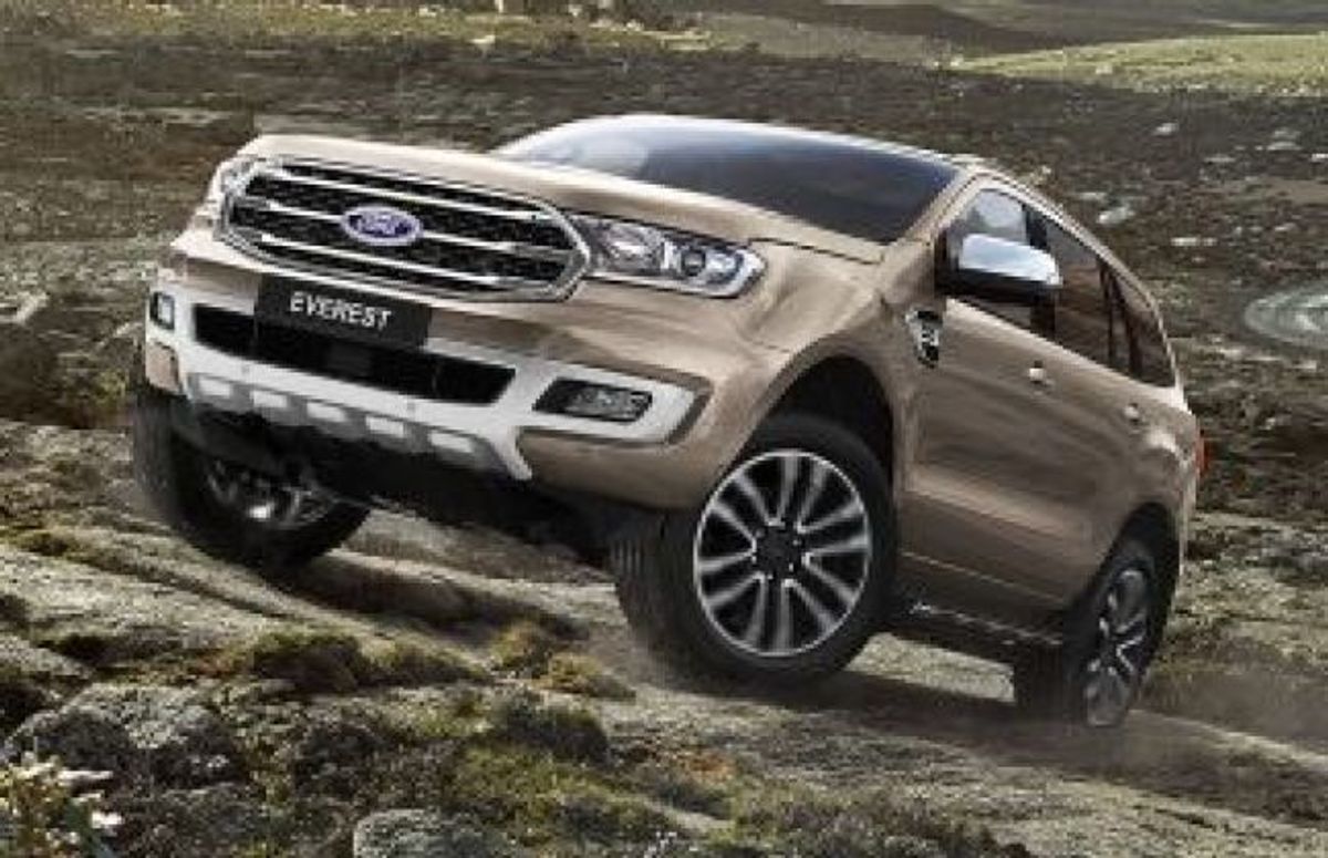 Ford Endeavour Facelift Revealed; India Launch Likely In 2019 Ford Endeavour Facelift Revealed; India Launch Likely In 2019