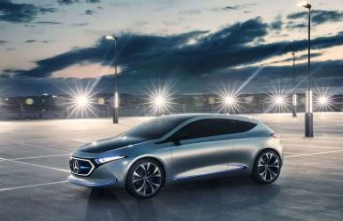 Mercedes-Benz Showcases EQA Prototype; To Rival Tesla’s Upcoming Compact Car Mercedes-Benz Showcases EQA Prototype; To Rival Tesla’s Upcoming Compact Car