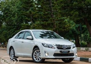 Toyota Camry Hybrid Expert Review Toyota Camry Hybrid Expert Review