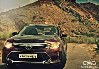 Toyota Camry Hybrid (2015) - Expert Review Toyota Camry Hybrid (2015) - Expert Review