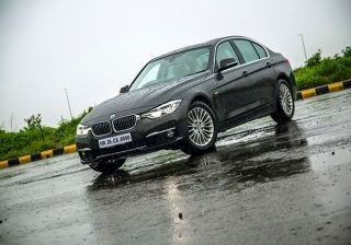 BMW 320i : First Drive Review BMW 320i : First Drive Review