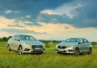 Hyundai Verna vs Honda City: Comparison Review Hyundai Verna vs Honda City: Comparison Review