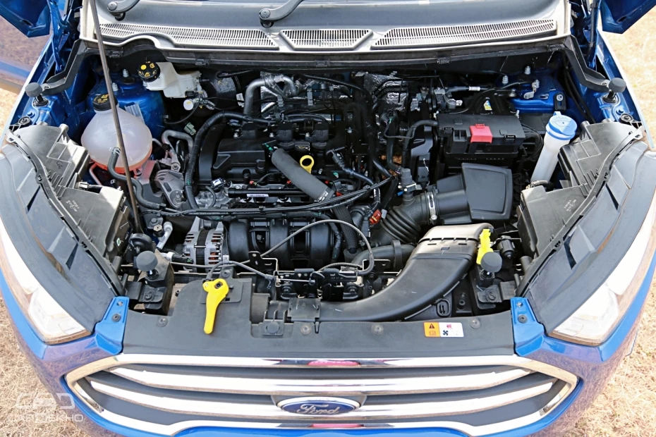 Ford EcoSport Petrol Titanium Plus Gets A Manual Transmission