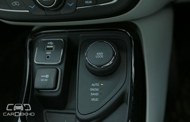 Jeep Compass vs Hyundai Tucson: Variant Wise Feature Comparison