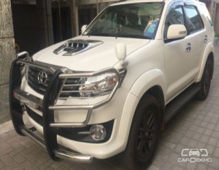 2015 Toyota Fortuner 4x2 AT 2015 Toyota Fortuner 4x2 AT