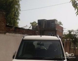 2015 Mahindra TUV 300 T8 2015 Mahindra TUV 300 T8