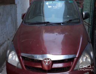 2006 Toyota Innova 2.5 G (Diesel) 7 Seater BS IV 2006 Toyota Innova 2.5 G (Diesel) 7 Seater BS IV