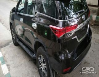 2016 Toyota Fortuner 2.8 2WD AT 2016 Toyota Fortuner 2.8 2WD AT
