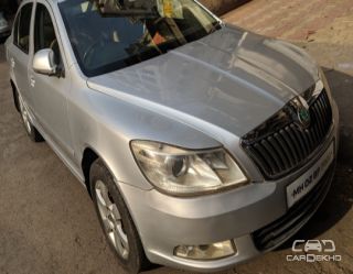 2010 Skoda Laura 1.9 TDI MT Elegance 2010 Skoda Laura 1.9 TDI MT Elegance