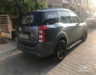 2016 Mahindra XUV500 W4 2016 Mahindra XUV500 W4