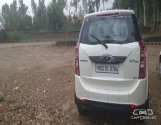 2018 Mahindra XUV500 AT W10 FWD 2018 Mahindra XUV500 AT W10 FWD