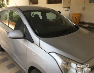 2016 Hyundai Grand i10 Magna AT 2016 Hyundai Grand i10 Magna AT