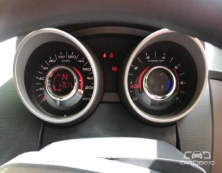 2014 Mahindra XUV500 W6 2WD 2014 Mahindra XUV500 W6 2WD