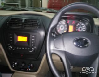 2017 Mahindra TUV 300 T6 2017 Mahindra TUV 300 T6