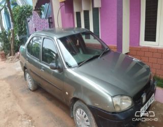 2004 Ford Ikon 1.6 SXi 2004 Ford Ikon 1.6 SXi