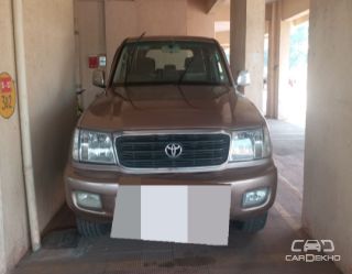 2010 Toyota Land Cruiser LC 101 2010 Toyota Land Cruiser LC 101