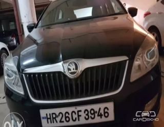 2014 Skoda Rapid 1.6 MPI AT Elegance 2014 Skoda Rapid 1.6 MPI AT Elegance