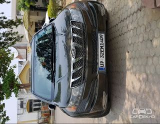 2012 Mahindra XUV500 W8 2WD 2012 Mahindra XUV500 W8 2WD