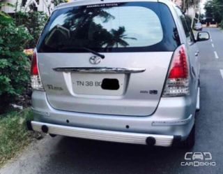 2010 Toyota Innova 2.5 VX 8 STR 2010 Toyota Innova 2.5 VX 8 STR