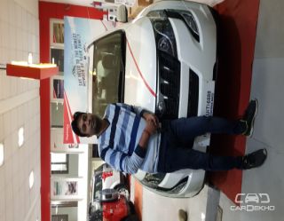2018 Mahindra XUV500 AT W10 AWD 2018 Mahindra XUV500 AT W10 AWD