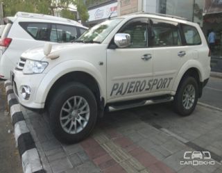 2015 Mitsubishi Pajero Sport 4X2 AT 2015 Mitsubishi Pajero Sport 4X2 AT