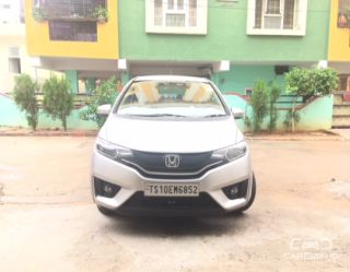 2017 Honda Jazz 1.2 V CVT i VTEC 2017 Honda Jazz 1.2 V CVT i VTEC