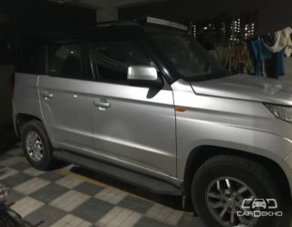 2017 Mahindra TUV 300 mHAWK100 T8 AMT 2017 Mahindra TUV 300 mHAWK100 T8 AMT