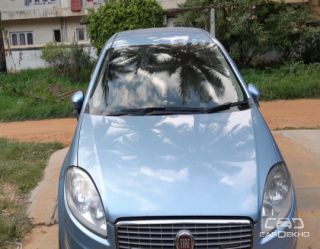 2010 Fiat Linea 1.4 Emotion 2010 Fiat Linea 1.4 Emotion