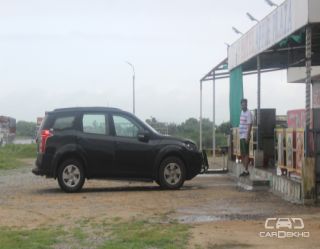 2017 Mahindra XUV500 W6 2WD 2017 Mahindra XUV500 W6 2WD